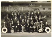 1968
Gruppenfoto des Vorstands vor der Traube, Hauptmann Karl Schmidt