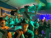 p1100496-2.jpg